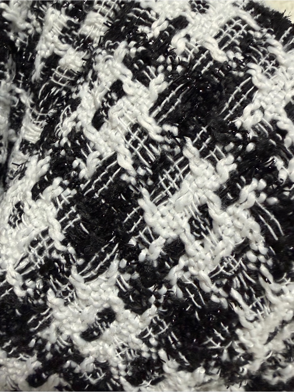 Classic Black & White Tweed High-Waist Women's Shorts - Picture 10 of 11